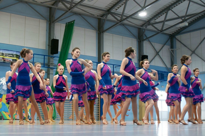 Dziecięce pokazy taneczne z okazji Dnia Babci i Dziadka