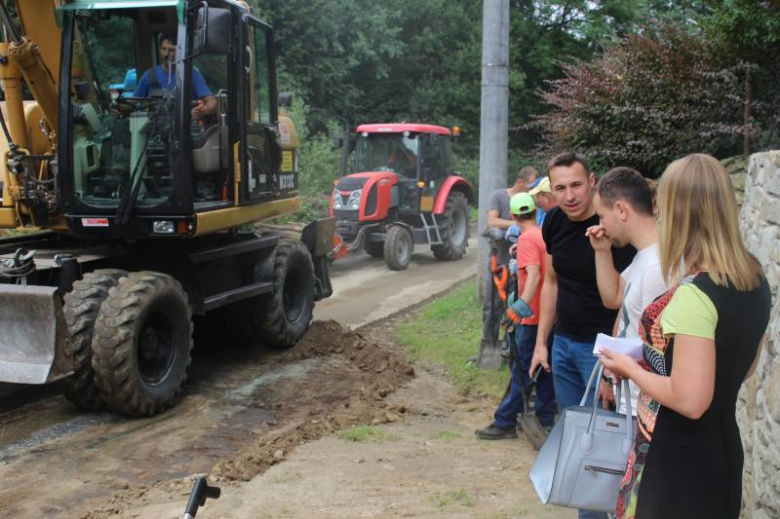 Dobiega końca remont drogi w Jemnej