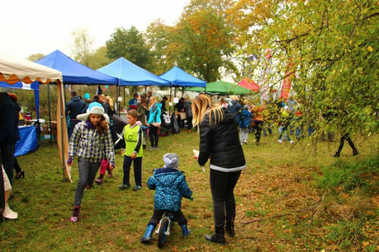 Piknik charytatywny na torze motocrossowym w Ziębicach