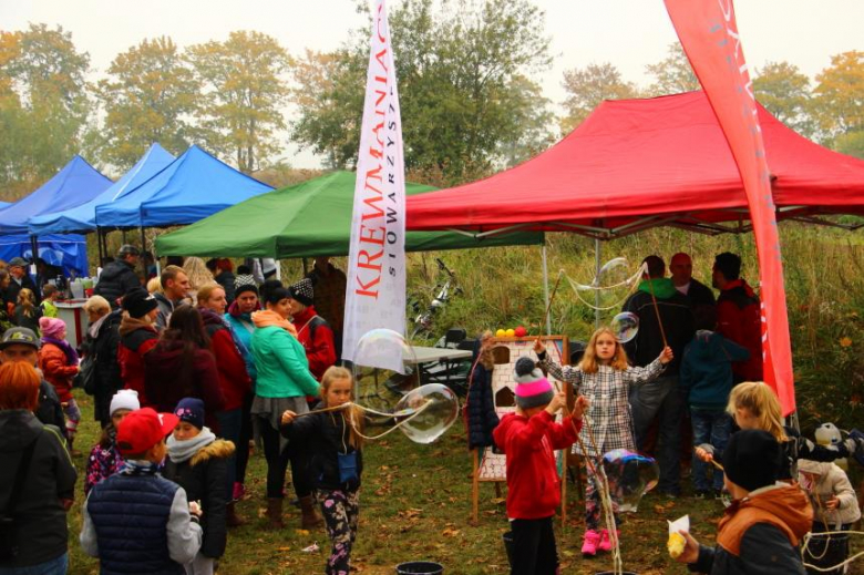 Piknik charytatywny na torze motocrossowym w Ziębicach