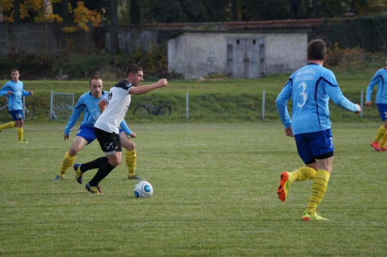 Unia Złoty Stok 2:1 (1:1) LKS Bystrzyca Górna