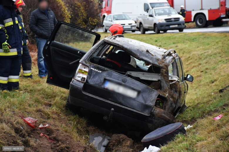 Dachowanie na krajowej ósemce na wysokości zjazdu do Tarnowa