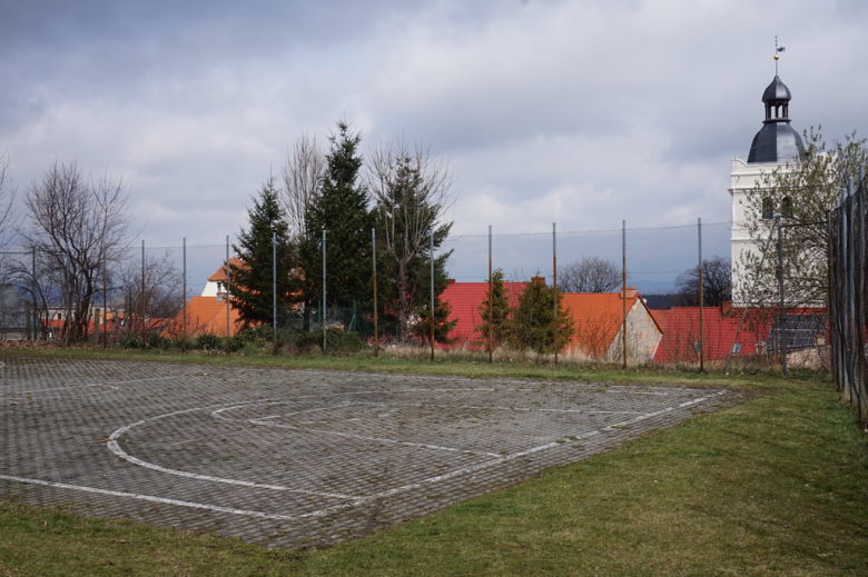 Ruszyły prace z budową skateparku w Złotym Stoku