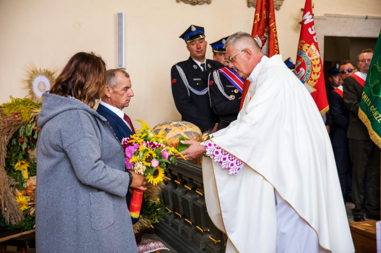 Skromniejsze, ale z nie mniejszym szacunkiem dla pracy rolników. Święto plonów w Budzowie [foto]