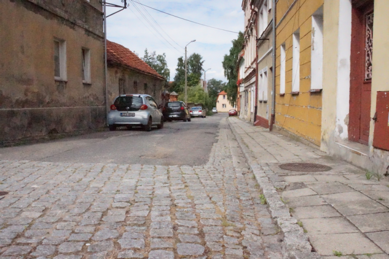 Będzie modernizacja infrastruktury drogowej w Złotym Stoku. Burmistrz podpisała umowy