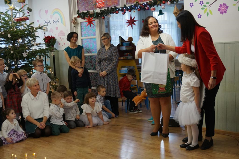 Świąteczne spotkanie w przedszkolu „Bajka” w Złotym Stoku