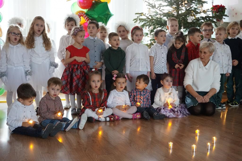 Świąteczne spotkanie w przedszkolu „Bajka” w Złotym Stoku