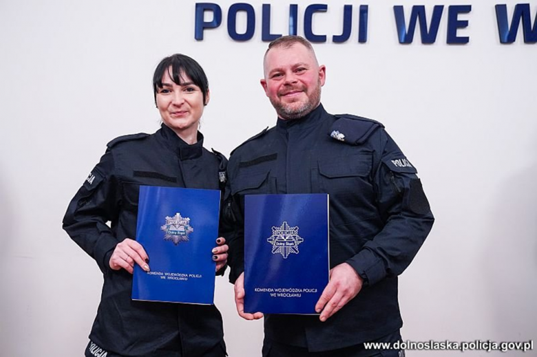 Nowi dolnośląscy policjanci wypowiedzieli słowa roty ślubowania