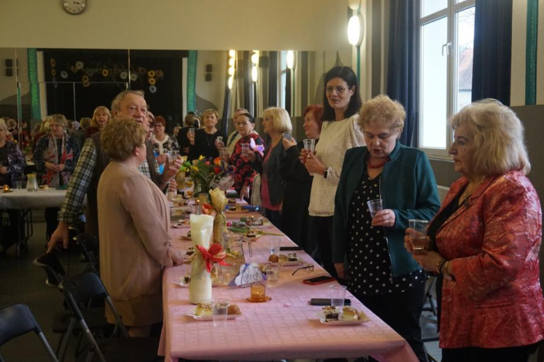 Dzień Kobiet w Złotostockim Uniwersytecie Trzeciego Wieku