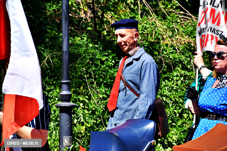 Lud pracujący świętuje. Pierwszomajowy pochód w Srebrnej Górze [foto]