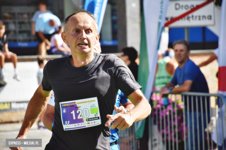 Obcokrajowcy zdominowali 11. edycję Ząbkowickiej Dychy. Na starcie blisko 500 osób [foto]