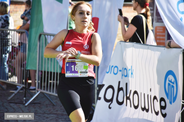 Obcokrajowcy zdominowali 11. edycję Ząbkowickiej Dychy. Na starcie blisko 500 osób [foto]