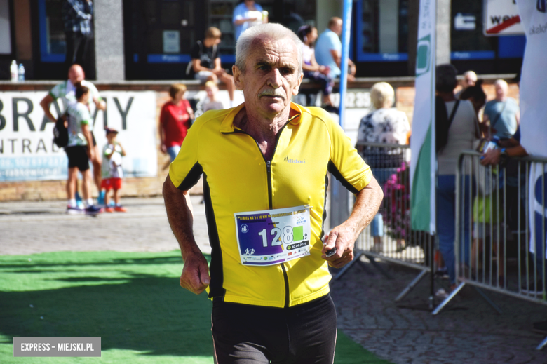 Obcokrajowcy zdominowali 11. edycję Ząbkowickiej Dychy. Na starcie blisko 500 osób [foto]