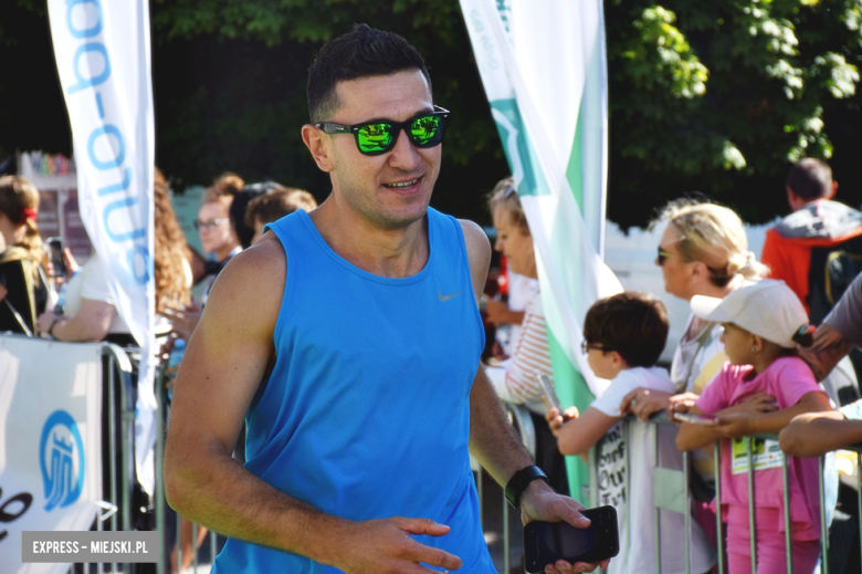 Obcokrajowcy zdominowali 11. edycję Ząbkowickiej Dychy. Na starcie blisko 500 osób [foto]