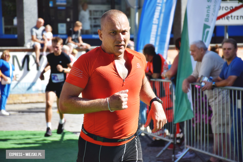 Obcokrajowcy zdominowali 11. edycję Ząbkowickiej Dychy. Na starcie blisko 500 osób [foto]