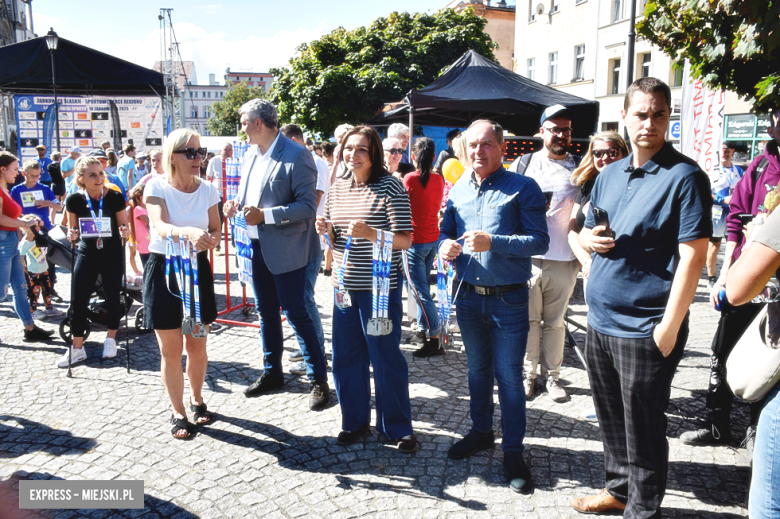 Obcokrajowcy zdominowali 11. edycję Ząbkowickiej Dychy. Na starcie blisko 500 osób [foto]