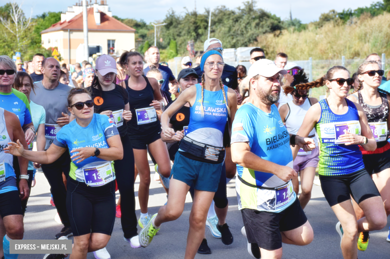 	Obcokrajowcy zdominowali 11. edycję Ząbkowickiej Dychy. Na starcie blisko 500 osób [foto]