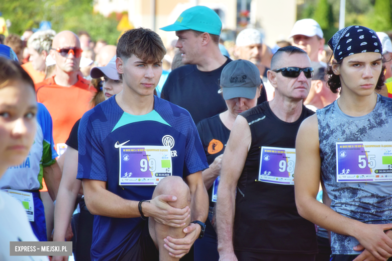 	Obcokrajowcy zdominowali 11. edycję Ząbkowickiej Dychy. Na starcie blisko 500 osób [foto]