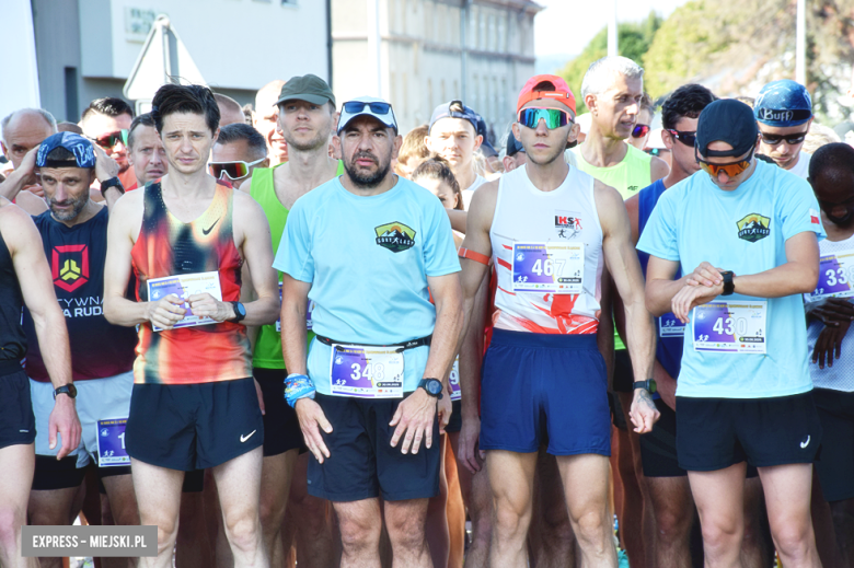 	Obcokrajowcy zdominowali 11. edycję Ząbkowickiej Dychy. Na starcie blisko 500 osób [foto]