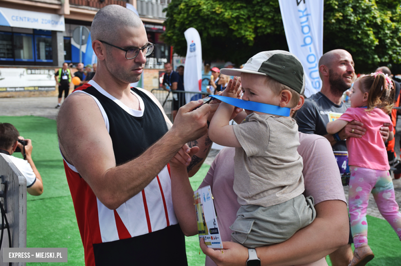 Ząbkowicka Dycha: mali biegacze na starcie [foto]