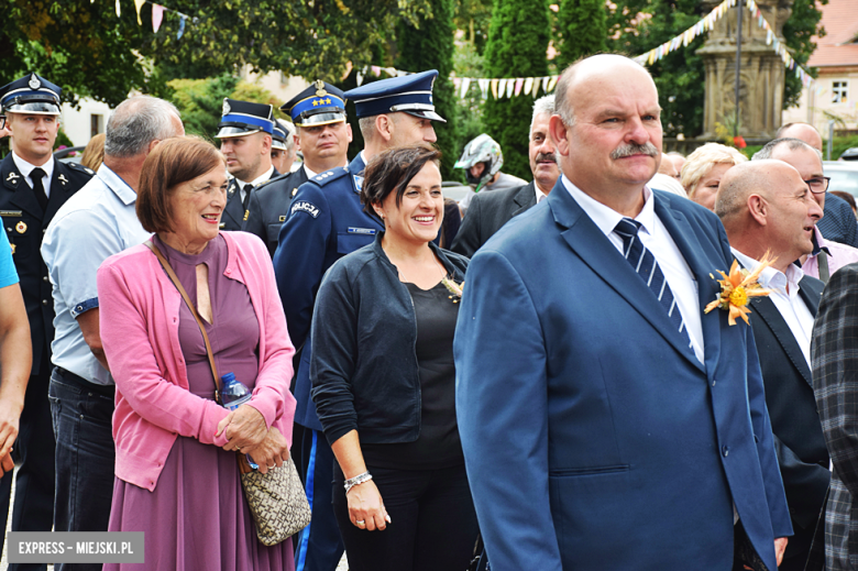 Rolnicy świętowali w Henrykowie. Znamy sołectwo z najładniejszym wieńcem i zasłużonych rolników