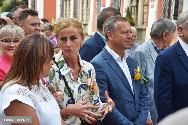 Rolnicy świętowali w Henrykowie. Znamy sołectwo z najładniejszym wieńcem i zasłużonych rolników