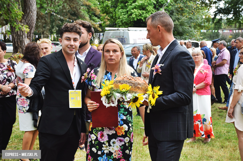 Rolnicy świętowali w Henrykowie. Znamy sołectwo z najładniejszym wieńcem i zasłużonych rolników