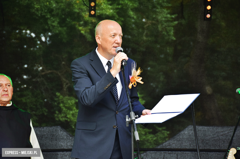 Rolnicy świętowali w Henrykowie. Znamy sołectwo z najładniejszym wieńcem i zasłużonych rolników