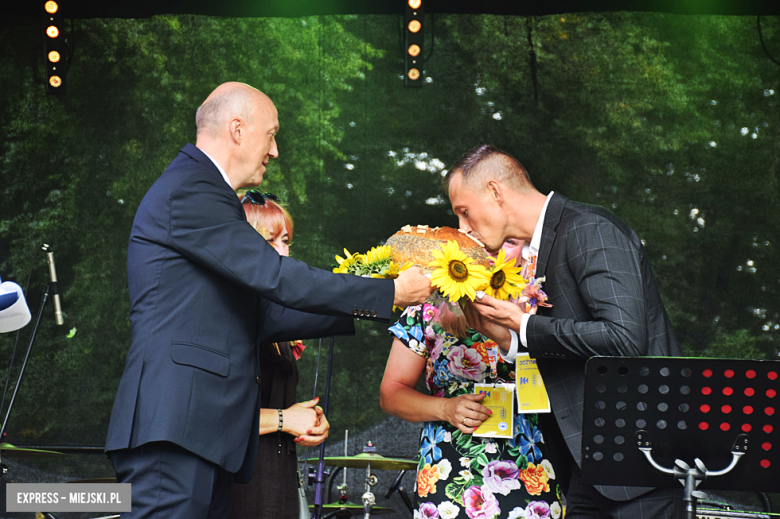 Rolnicy świętowali w Henrykowie. Znamy sołectwo z najładniejszym wieńcem i zasłużonych rolników