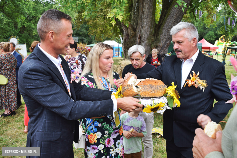 Rolnicy świętowali w Henrykowie. Znamy sołectwo z najładniejszym wieńcem i zasłużonych rolników