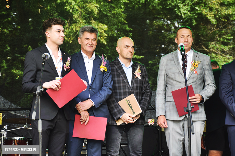 Rolnicy świętowali w Henrykowie. Znamy sołectwo z najładniejszym wieńcem i zasłużonych rolników
