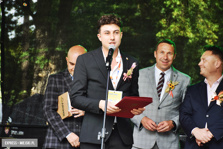 Rolnicy świętowali w Henrykowie. Znamy sołectwo z najładniejszym wieńcem i zasłużonych rolników