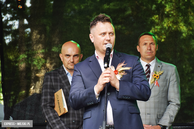 Rolnicy świętowali w Henrykowie. Znamy sołectwo z najładniejszym wieńcem i zasłużonych rolników