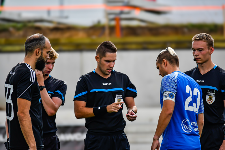 IV liga: Orzeł Ząbkowice Śląskie 4:2 (1:1) Łużyce Lubań