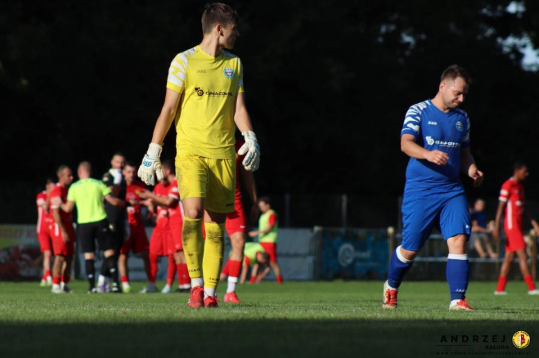 Klasa okręgowa: Zjednoczeni Zarów 1:3 (1:0) Zamek Kamieniec Zabkowicki