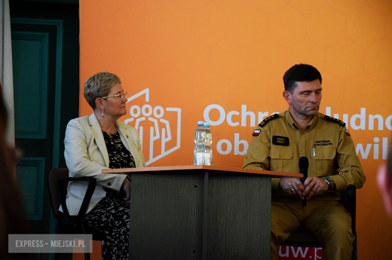 Wojewoda, samorządowcy i przedstawiciele służb o ochronie ludności i obronie cywilnej 