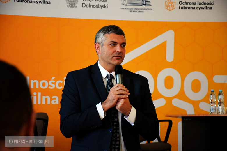 Wojewoda, samorządowcy i przedstawiciele służb o ochronie ludności i obronie cywilnej 