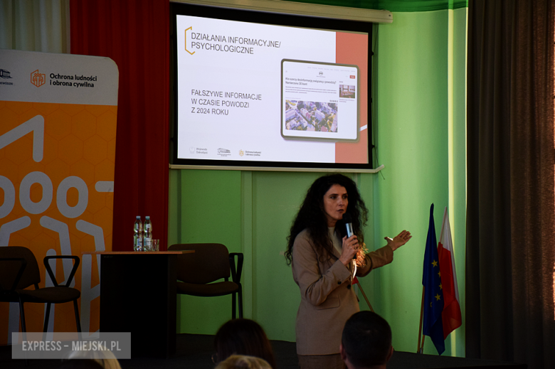 Wojewoda, samorządowcy i przedstawiciele służb o ochronie ludności i obronie cywilnej 