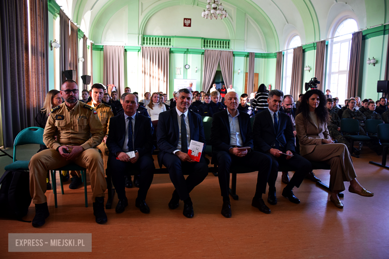 Wojewoda, samorządowcy i przedstawiciele służb o ochronie ludności i obronie cywilnej 