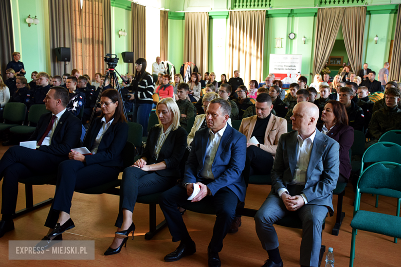 Wojewoda, samorządowcy i przedstawiciele służb o ochronie ludności i obronie cywilnej 