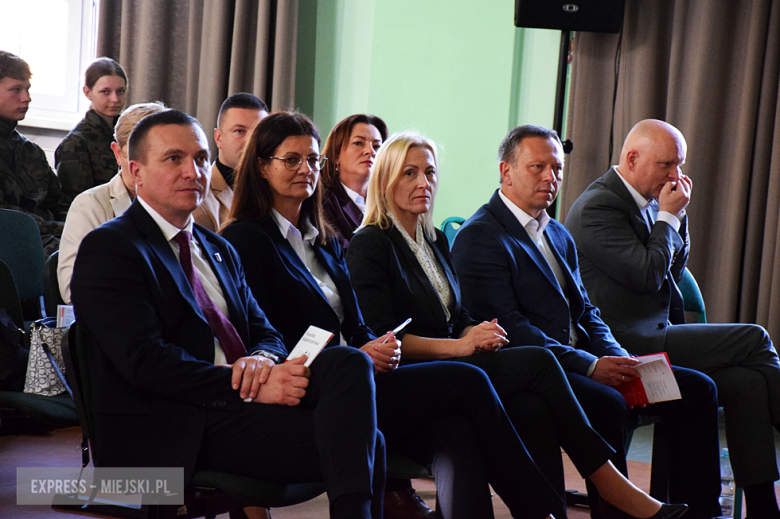 Wojewoda, samorządowcy i przedstawiciele służb o ochronie ludności i obronie cywilnej 