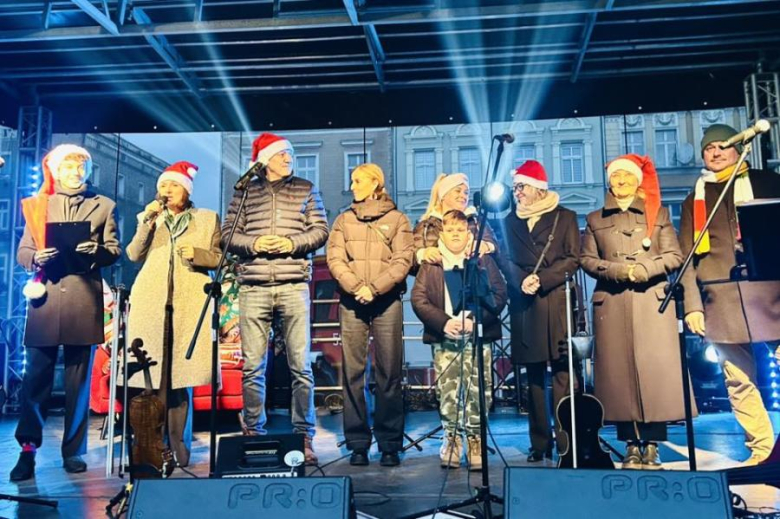 W Ziębicach można było poczuć magię świąt. Jarmark bożonarodzeniowy za nami [foto]
