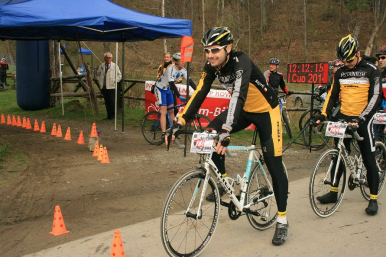 Kolarze z ACT podczas trzeciego etapu Uphill Cup