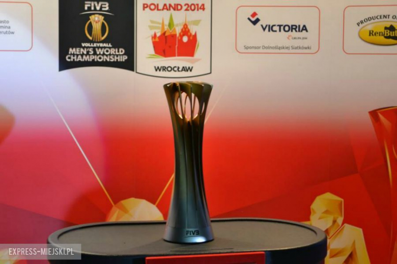 Puchar zdobyty przez siatkarzy podczas Mistrzostw Świata zawitał do Ząbkowic Śląskich