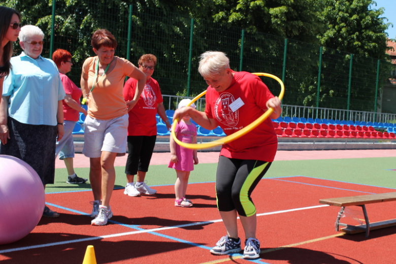 Zawody nordic-walking w Ząbkowicach Śląskich zorganizowane przez ZUTW