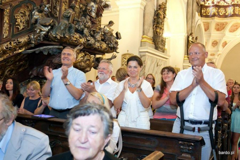 Koncert Zespołu Pieśni i Tańca „Śląsk” w bardzkiej bazylice