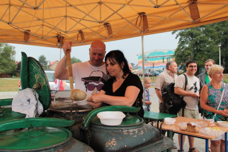 I Piknik Parafialny w Kamieńcu Ząbkowickim