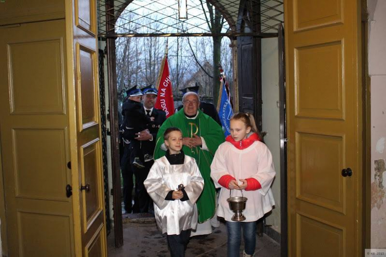 70-lecie Ochotniczej Straży Pożarnej w Stoszowicach było świetną okazją do przekazania na ręce straż