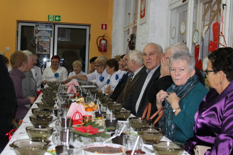 Ząbkowicka Wigilia Seniorów zorganizowana przez ZUTW