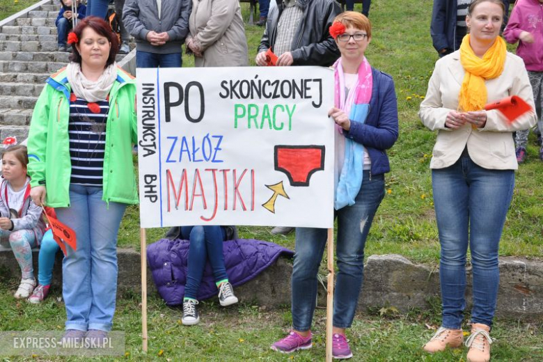 Pierwszomajowy pochód w Srebrnej Górze